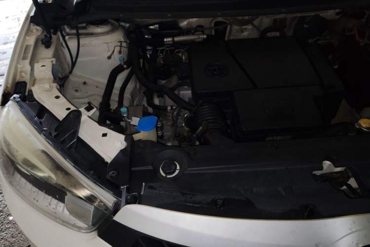 Used Brilliance V3 2016 1.5L Manual Comfort Model Engine Bay Right