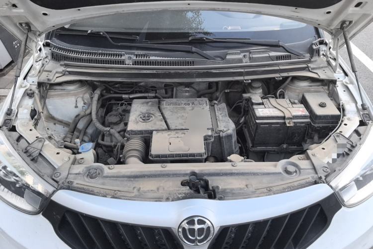 Used Brilliance V3 2016 1.5L Manual Comfort Model Engine Bay