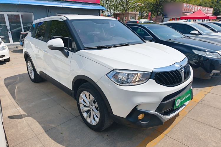 Used Brilliance V3 2016 1.5L Automatic Elite Model Exterior 1