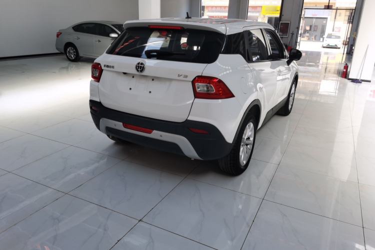 Used Brilliance V3 2016 1.5L Automatic Smart Version Exterior 3