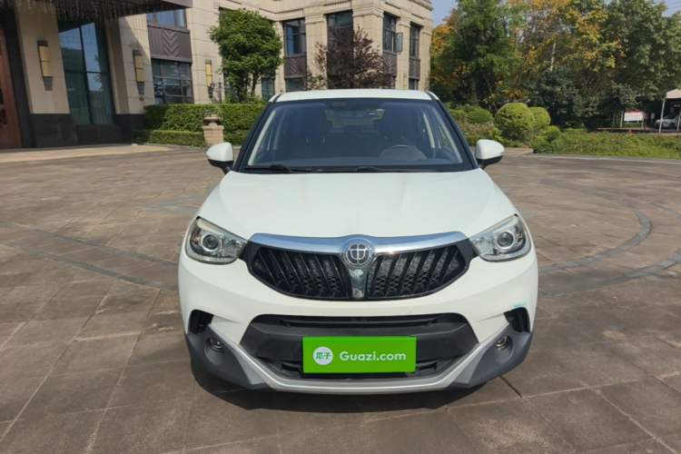Used Brilliance V3 2016 1.5L Manual Smart Version Front