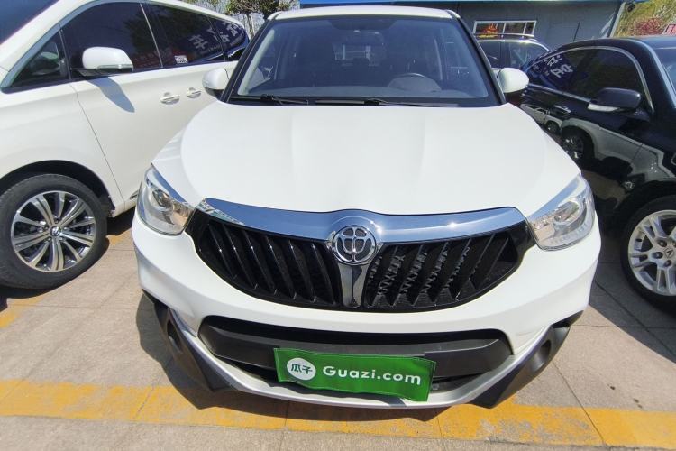Used Brilliance V3 2016 1.5L Automatic Elite Model Front