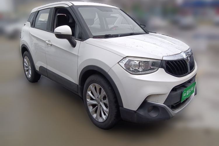Used Brilliance V3 2016 1.5L Automatic Smart Version Front Right 45 Deg