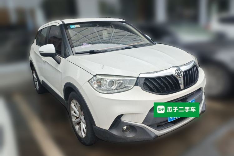 Used Brilliance V3 2016 1.5L Manual Smart Version Front Right 45 Deg
