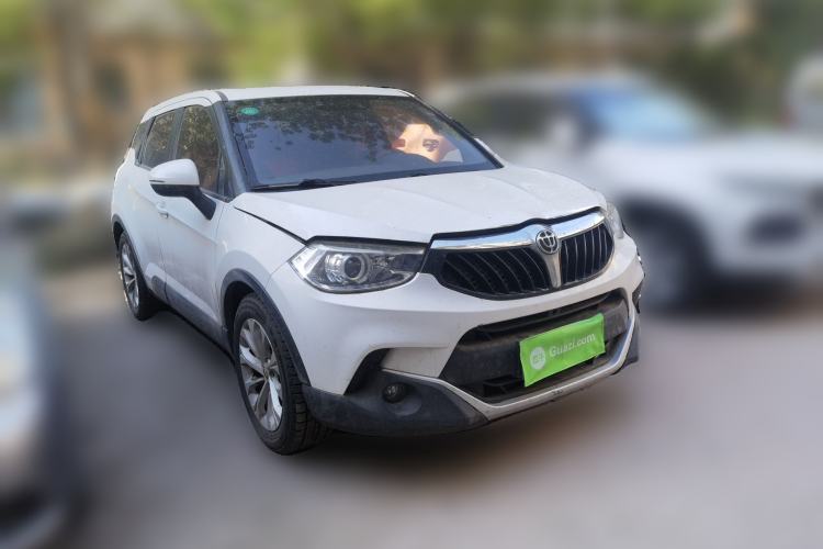 Used Brilliance V3 2016 1.5L Manual Smart Version Front Right 45 Deg