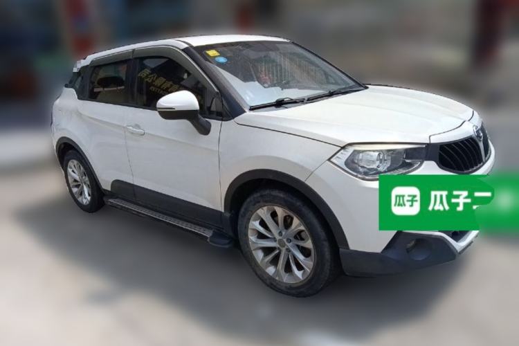 Used Brilliance V3 2016 1.5L Manual Comfort Model Front Right 45 Deg