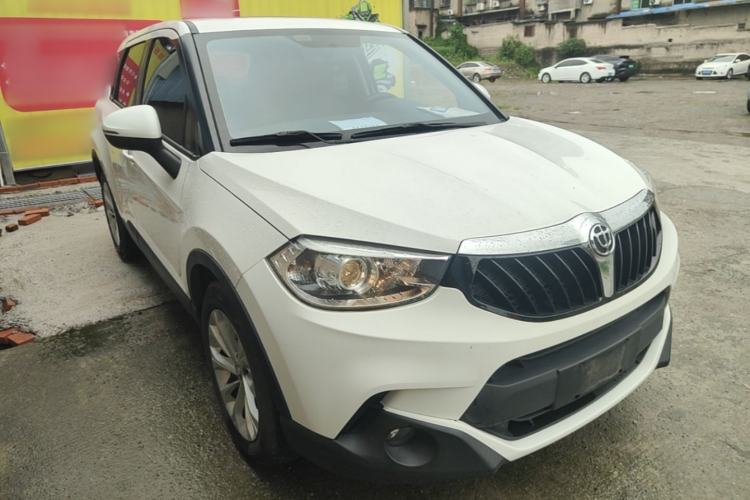 Used Brilliance V3 2016 1.5L Manual Smart Version Front Right 45 Deg