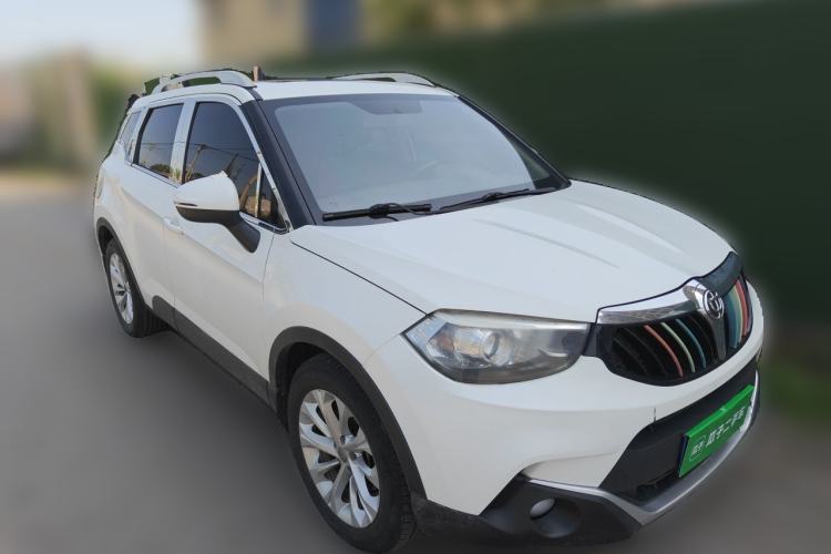 Used Brilliance V3 2016 1.5L Manual Smart Version Front Right 45 Deg