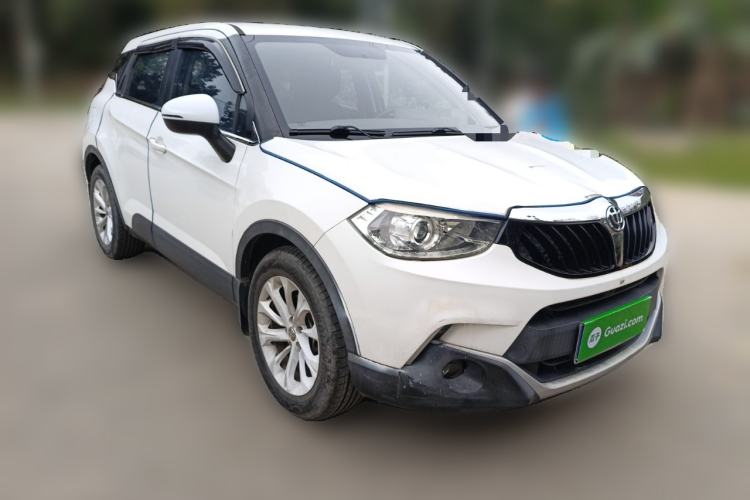 Used Brilliance V3 2016 1.5L Automatic Smart Version Front Right 45 Deg