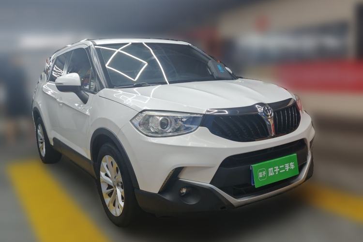 Used Brilliance V3 2016 1.5L Manual Smart Version Front Right 45 Deg