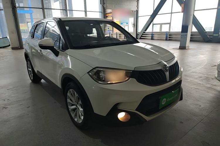 Used Brilliance V3 2016 1.5L Manual Comfort Model Front Right 45 Deg