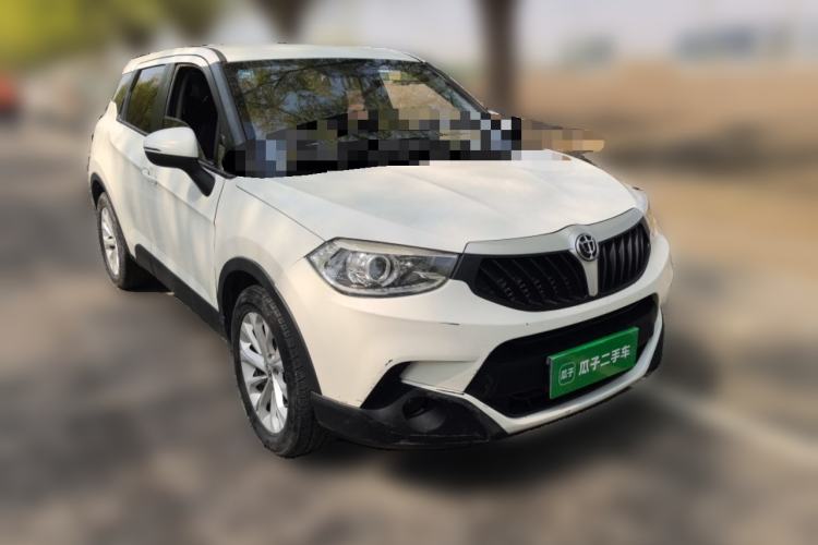 Used Brilliance V3 2016 1.5L Manual Comfort Model Front Right 45 Deg