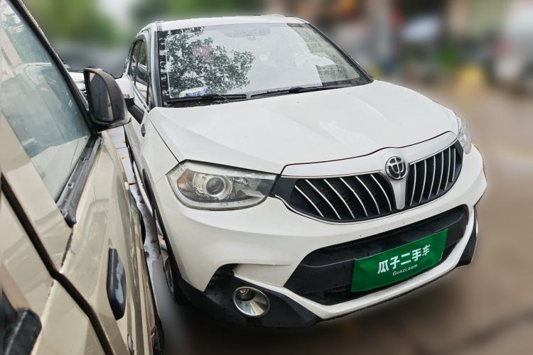 Used Brilliance V3 2016 1.5L Automatic Comfort Model Front Right 45 Deg