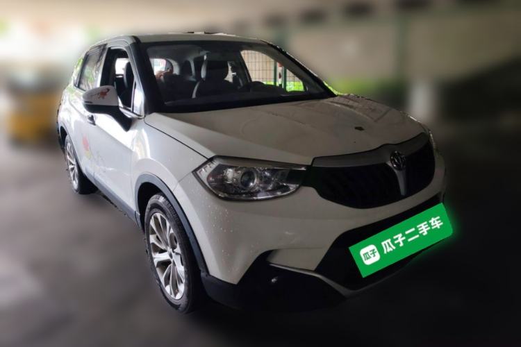 Used Brilliance V3 2016 1.5L Manual Comfort Model Front Right 45 Deg