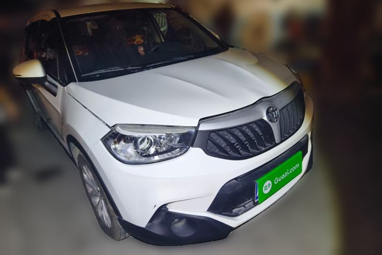 Used Brilliance V3 2016 1.5L Manual Comfort Model Front Right 45 Deg