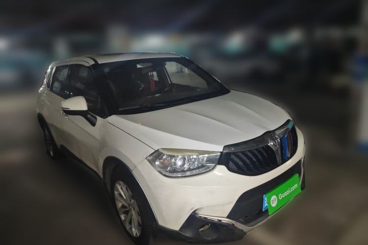 Used Brilliance V3 2016 1.5L Manual Smart Version Front Right 45 Deg
