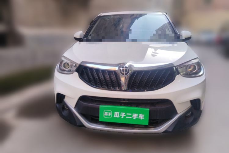 Used Brilliance V3 2016 1.5L Manual Elite Version Front