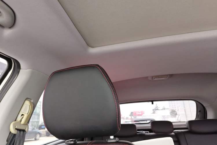 Used Brilliance V3 2016 1.5L Manual Smart Version Headliner
