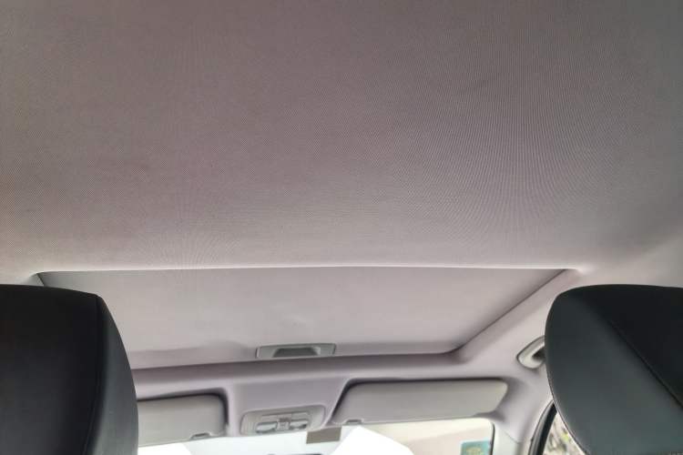 Used Brilliance V3 2016 1.5L Manual Smart Version Headliner