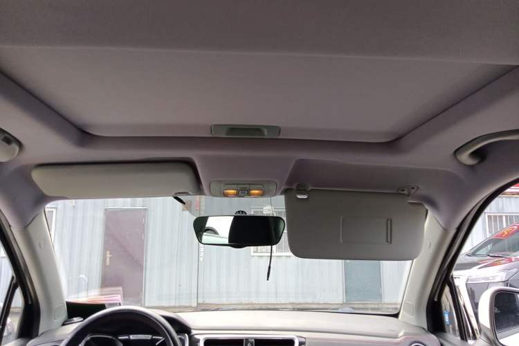 Used Brilliance V3 2016 1.5L Automatic Smart Version Headliner