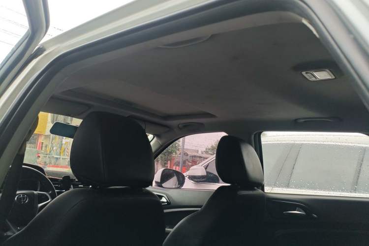Used Brilliance V3 2016 1.5L Manual Smart Version Headliner