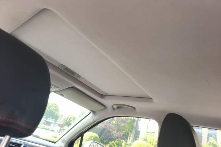 Used Brilliance V3 2016 1.5L Manual Smart Version Headliner