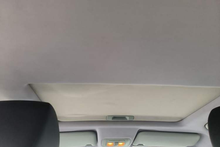 Used Brilliance V3 2016 1.5L Manual Smart Version Headliner