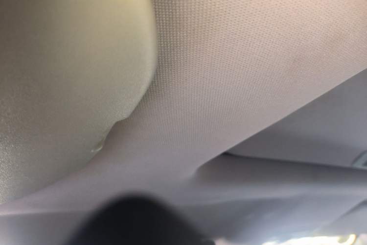 Used Brilliance V3 2016 1.5L Automatic Smart Version Headliner
