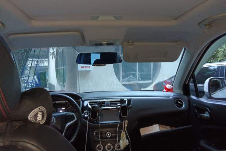 Used Brilliance V3 2016 1.5L Manual Smart Version Headliner