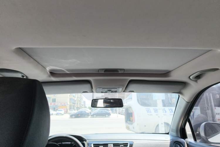 Used Brilliance V3 2016 1.5L Manual Smart Version Headliner