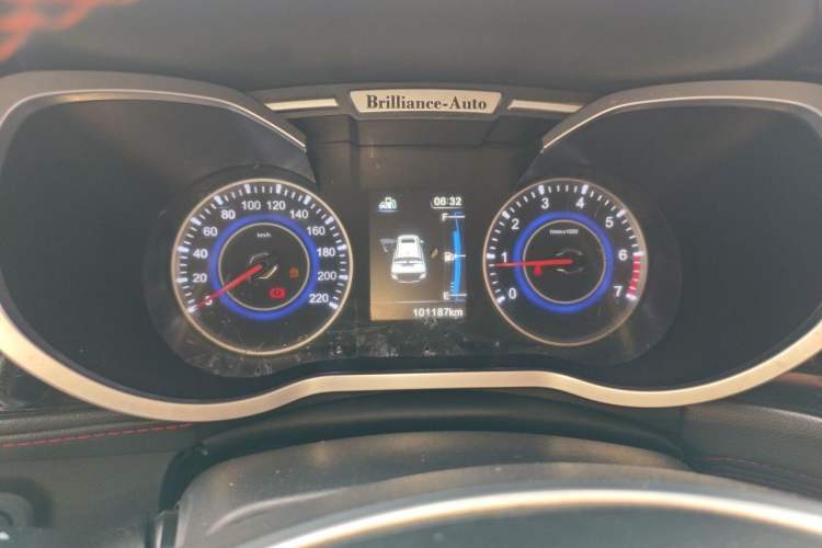 Used Brilliance V3 2016 1.5L Manual Smart Version Instrument Cluster