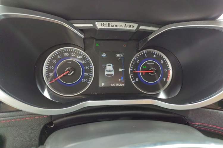 Used Brilliance V3 2016 1.5L Automatic Smart Version Instrument Cluster