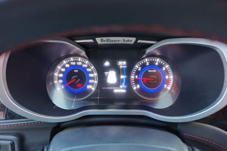 Used Brilliance V3 2016 1.5L Manual Smart Version Instrument Cluster