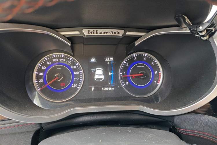 Used Brilliance V3 2016 1.5L Automatic Smart Version Instrument Cluster