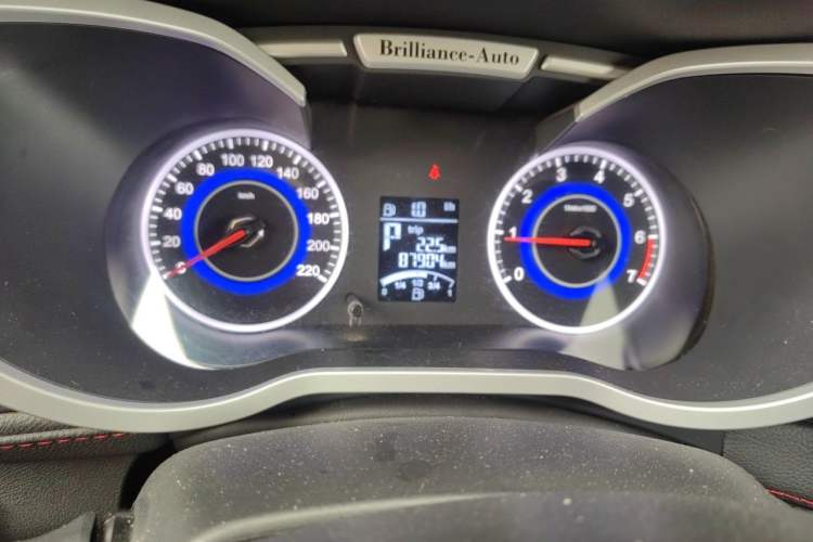 Used Brilliance V3 2016 1.5L Automatic Comfort Model Instrument Cluster