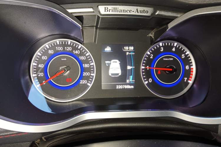 Used Brilliance V3 2016 1.5L Manual Smart Version Instrument Cluster