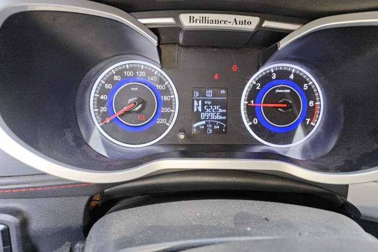 Used Brilliance V3 2016 1.5L Automatic Comfort Model Instrument Cluster