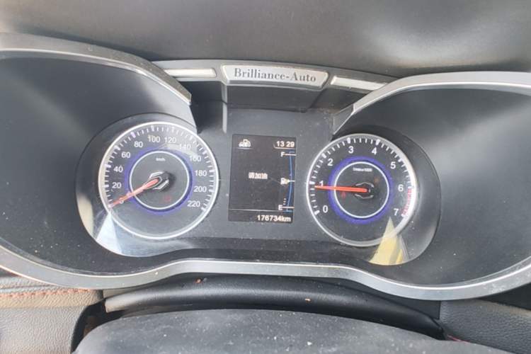 Used Brilliance V3 2016 1.5L Manual Smart Version Instrument Cluster