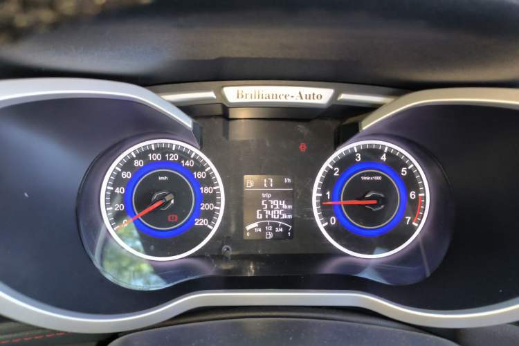 Used Brilliance V3 2016 1.5L Manual Comfort Model Instrument Cluster
