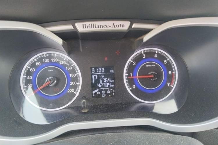 Used Brilliance V3 2016 1.5L Automatic Comfort Model Instrument Cluster