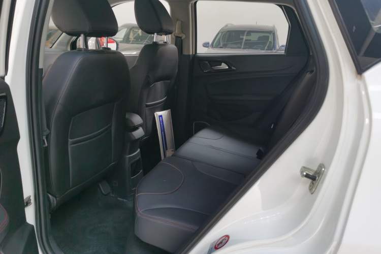 Used Brilliance V3 2016 1.5L Automatic Smart Version Interior 1
