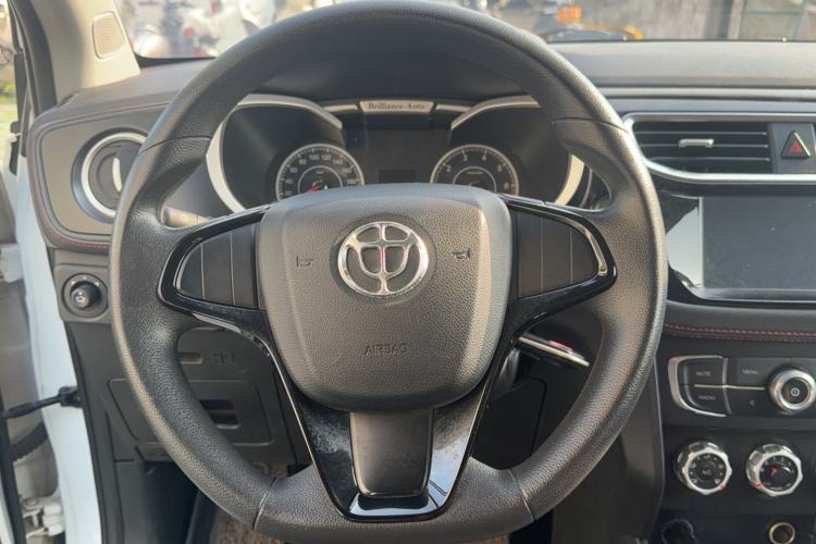 Used Brilliance V3 2016 1.5L Automatic Comfort Model Interior 1