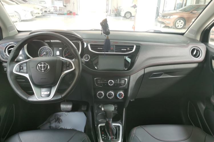 Used Brilliance V3 2016 1.5L Automatic Smart Version Interior 3