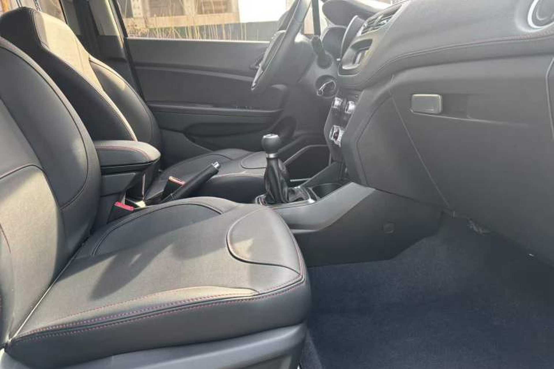 Used Brilliance V3 2016 1.5L Manual Comfort Model Interior 6