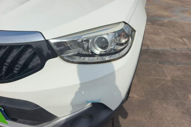 Used Brilliance V3 2016 1.5L Manual Smart Version Left Front Headlight