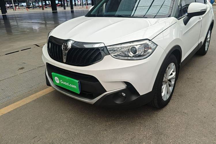 Used Brilliance V3 2016 1.5L Manual Smart Version Left Front Headlight
