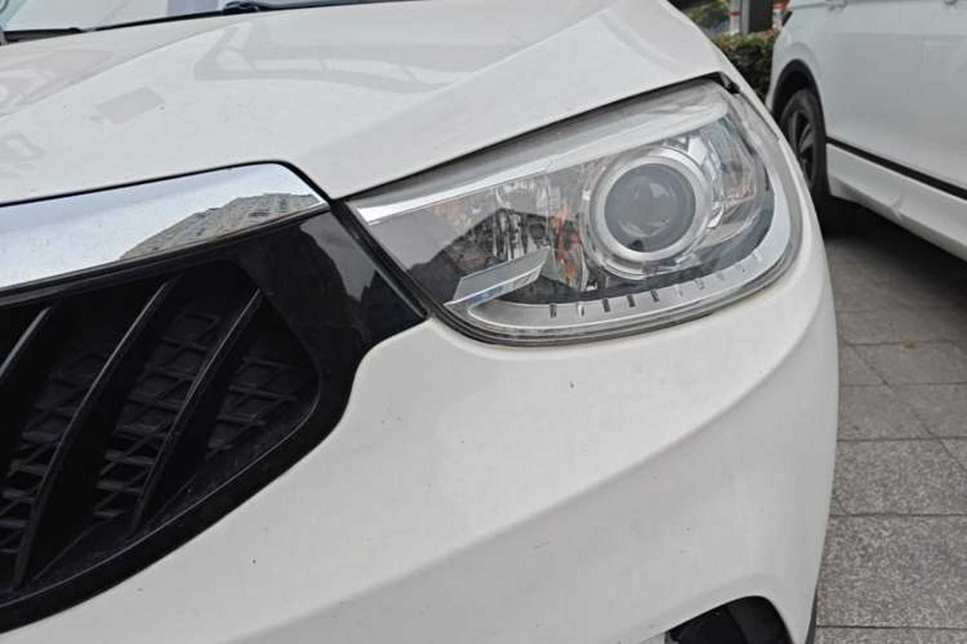 Used Brilliance V3 2016 1.5L Automatic Smart Version Left Front Headlight