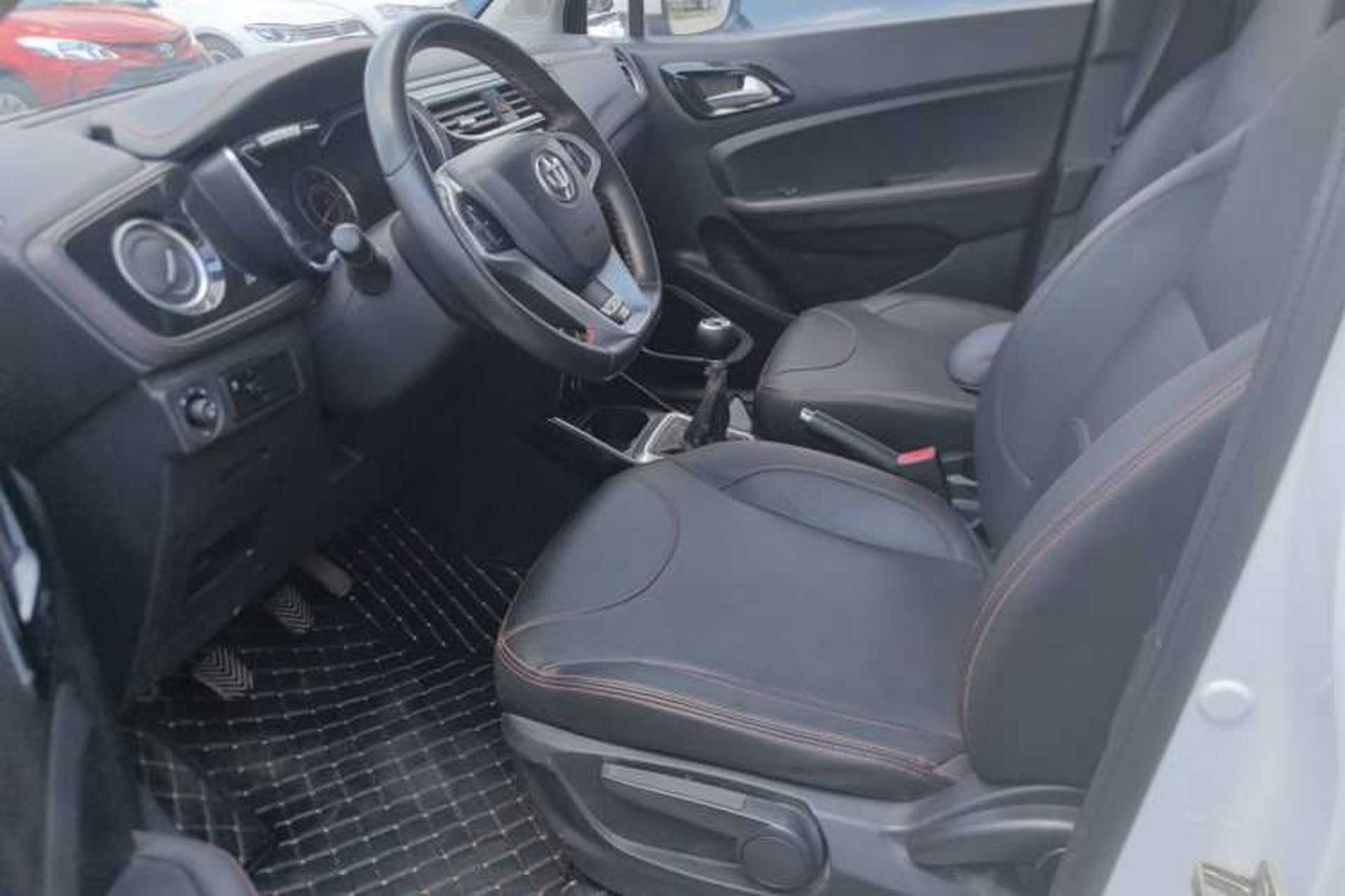 Used Brilliance V3 2016 1.5L Manual Smart Version Left Front Seat
