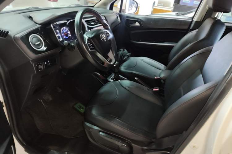 Used Brilliance V3 2016 1.5L Automatic Smart Version Left Front Seat