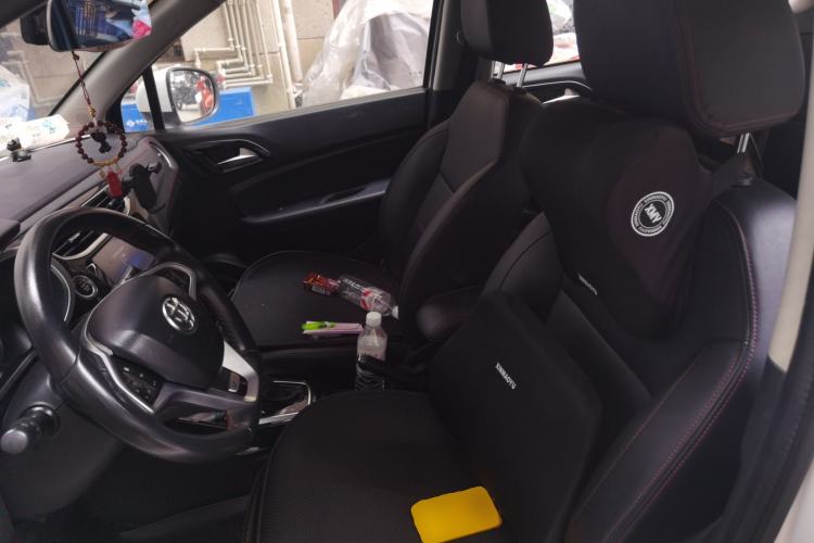 Used Brilliance V3 2016 1.5T Automatic Flagship Model Left Front Seat